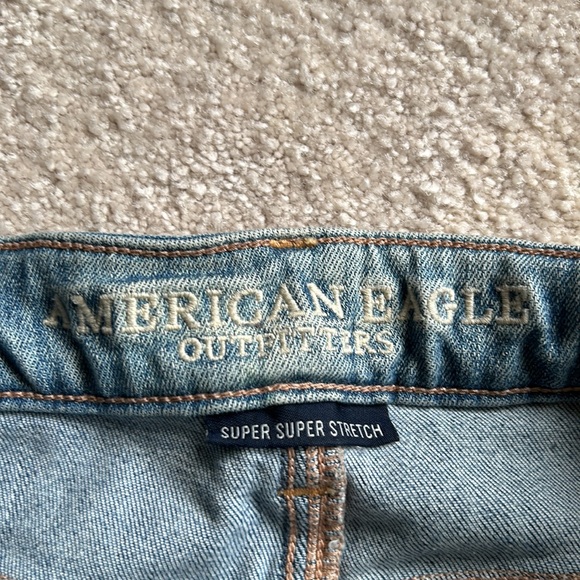 American Eagle jeans, size o, light wash - Picture 4 of 8